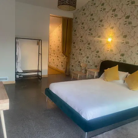 Azkarraga アモレビエタ・エチャノ